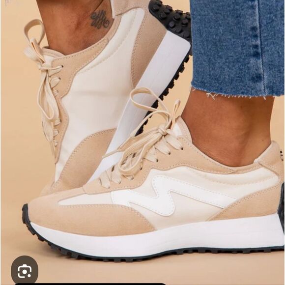 Women's Beige and White Sneakers,size 8 - Picture 1 of 8